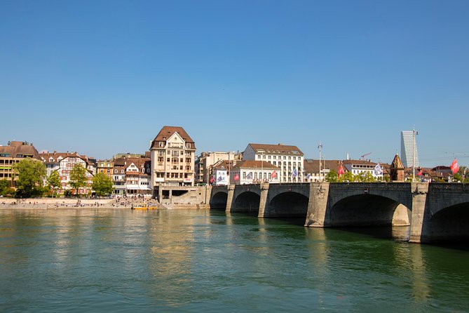 1 Hour express walk of Basel with a Local - Starting at Porte St. Alban
