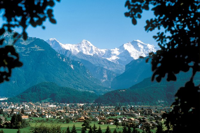 2-Day Jungfraujoch Top of Europe Tour from Zurich: Interlaken or Grindelwald - Guide support and how independent you need to be