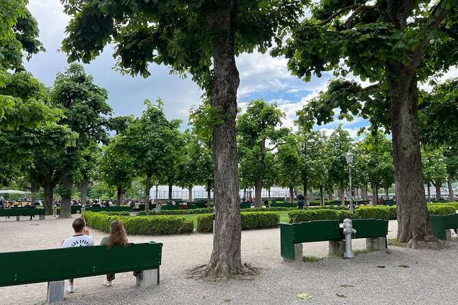 Beautiful Bern's Legends: A Self-Guided Audio Tour - The Kindlifresserbrunnen, Bern’s strangest fountain