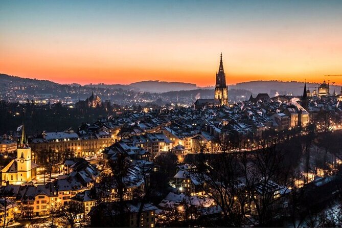 Bern Highlights and Hidden Gems Walking Tour With A Guide - Bern Münster and the Gothic finish