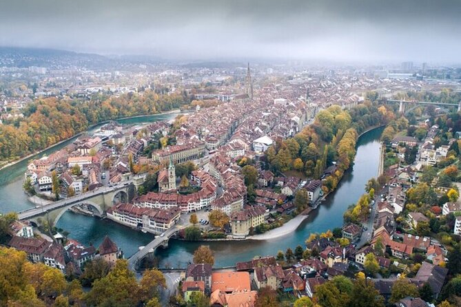 Bern Highlights and Hidden Gems Walking Tour With A Guide - Zytglogge, Bern’s theatrical clock tower