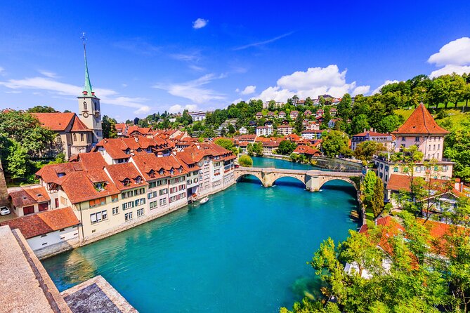Bern Scavenger Hunt and Highlights Self Guided Audio Tour - Bern’s Old City and the Zytglogge clock