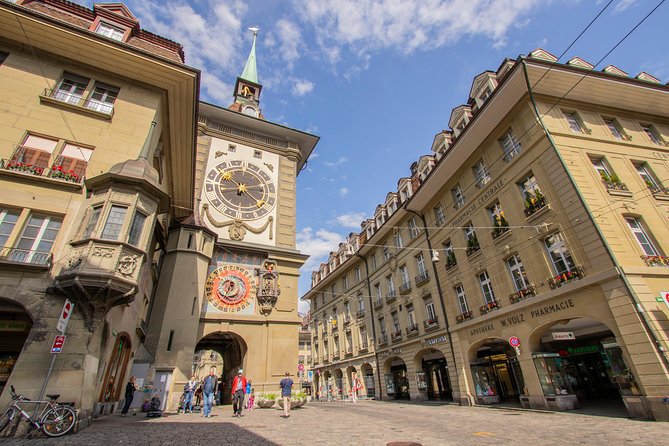 Best Intro to Bern in 2 hours with a Local - The Old Town’s fountains and arcades