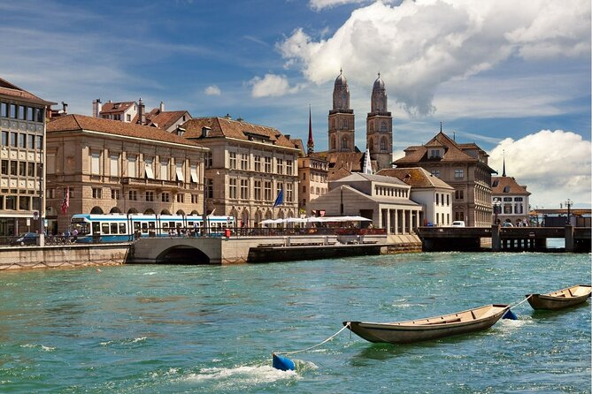 Best of Zurich and Surroundings - Extended City Sightseeing Tour - A city tour with a mountain finish