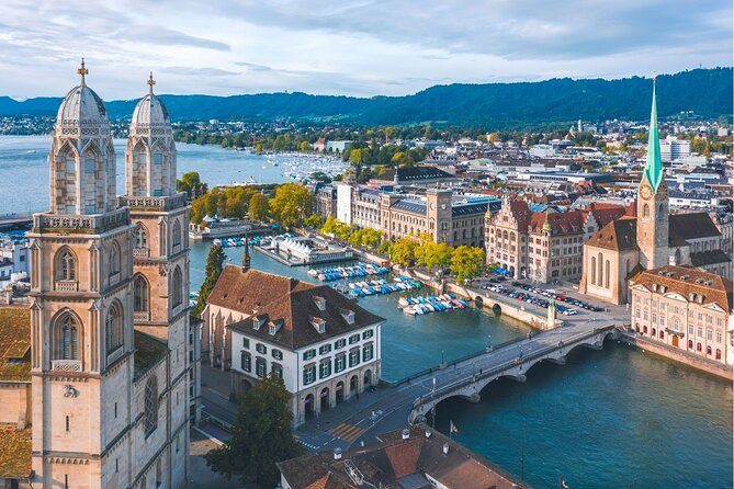 Best of Zurich and Surroundings - Extended City Sightseeing Tour - English service and the guide experience