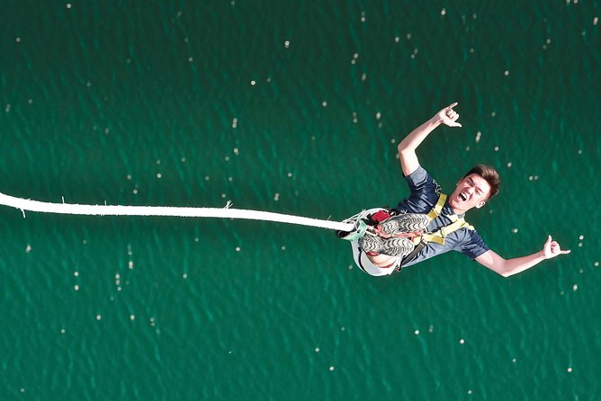 Bungy Jump Stockhorn with OUTDOOR - The drive to Erlenbach and gondola to Chrindi