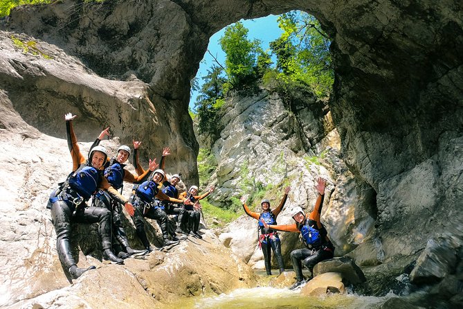 Canyoning Chli Schliere with OUTDOOR (Advanced) - The safety talk before the first jump