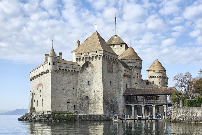Chillon Castle Entrance Ticket in Montreux - Getting from Montreux to the castle