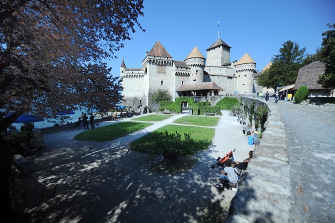 Chillon Castle Entrance Ticket in Montreux - What you see inside Chillon Castle