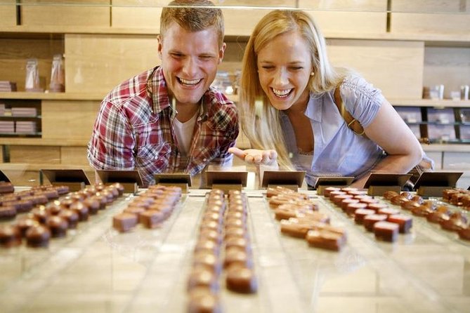 Chocolate Tasting with Lake Trip and City Tour: The Ultimate Lucerne Experience - Chapel Bridge and Lucerne’s old town
