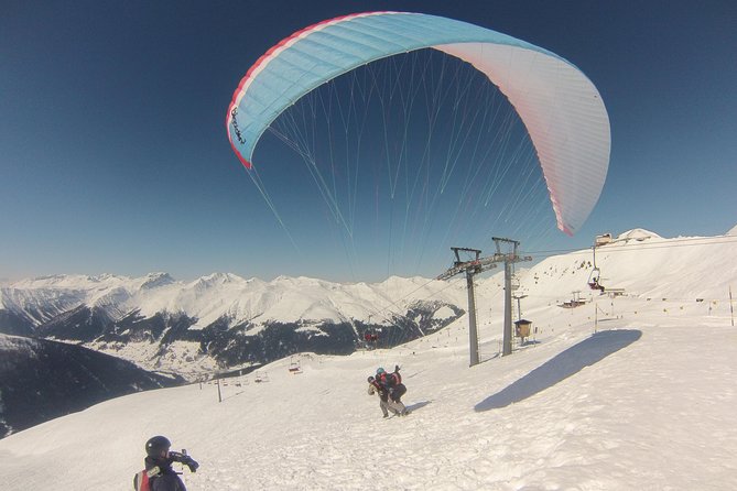 Davos Paragliding Private Tandem Pilot Half Day - Landing near the original meeting point