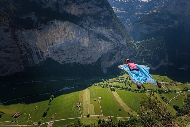 Discover Lauterbrunnen with CHEESE & CHOCOLATE - Lauterbrunnen Valley gives you a big first impression