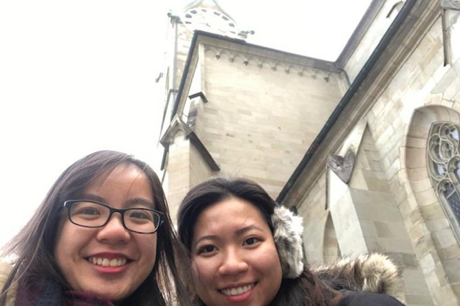 Einstein in Zurich: Walk in Time Exploration Game and Tour - Why the self-guided format can work well