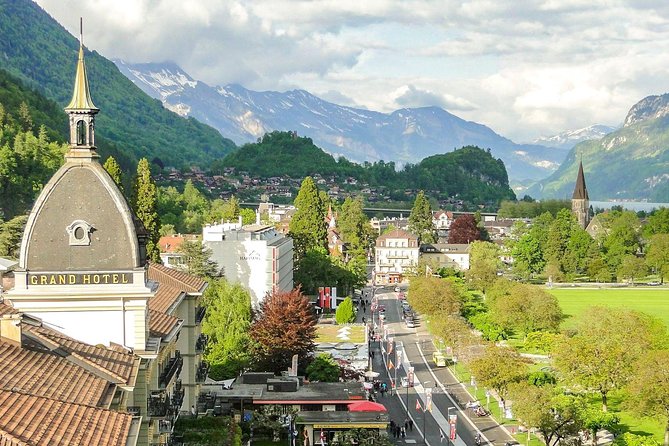 Explore Interlaken in 60 minutes with a Local - The Victoria Jungfrau Grand Hotel and old-style Alpine luxury