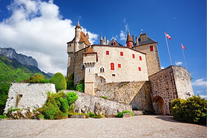 Full-Day Private Tour from Geneva to Annecy - Two hours in Annecy Old Town