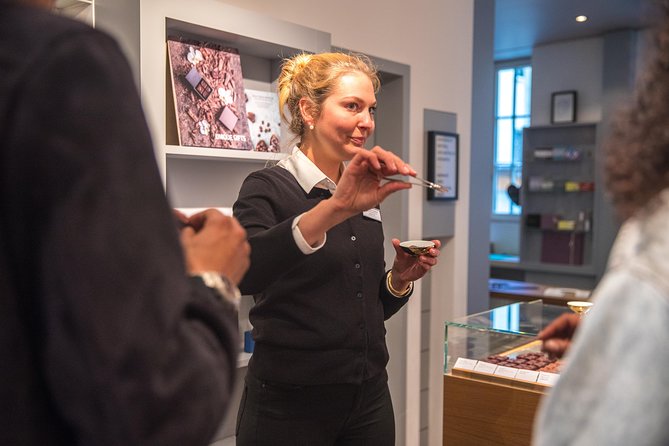Geneva Chocolate tasting Tour in a Private TaxiBike - La Bonbonnière and the hot chocolate finish
