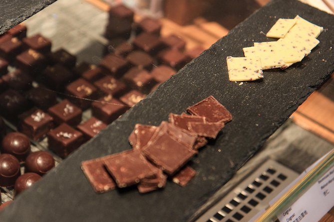 Geneva Chocolate Tour in a Tuk Tuk - Favarger at Boutique Rive, a classic Swiss opening