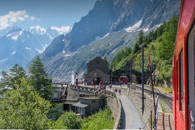 Geneva Day Trip to Mont Blanc glacier and 3860m Top - The red train to Mer de Glace