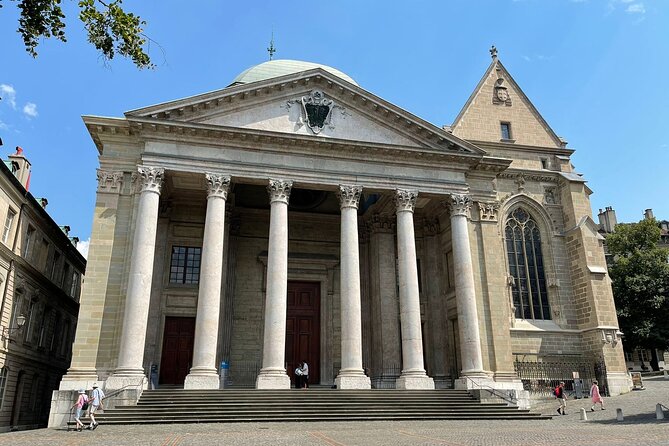 GENEVA EXCLUSIVE Complete Tour (PICK-UP), UN area & Old City - Manor, chocolate, and the change from car to foot