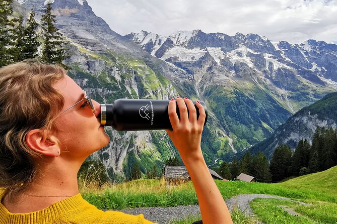 Grindelwald, Lauterbrunnen & Mürren Private Day Trip from Zurich - Lake Lungern makes a fine first stop