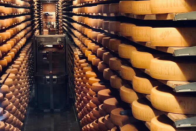 Gruyère Cheese and Chocolate Tasting Day Trip from Geneva - The guide can make or break the schedule