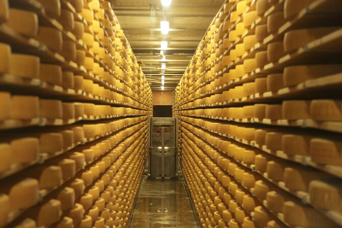 Gruyères, Cheese Factory & Maison Cailler Day Trip from Bern - Timing, group size, and the pace of the day