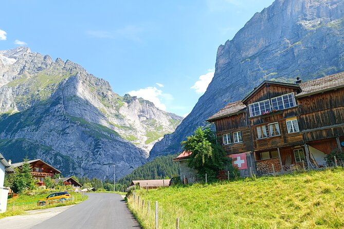 Interlaken Full-Day Highlights Tour with a Local by Private Car - Why a private car works well around Interlaken
