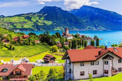 Private Car Tour to Swiss Villages, Capital & Castles