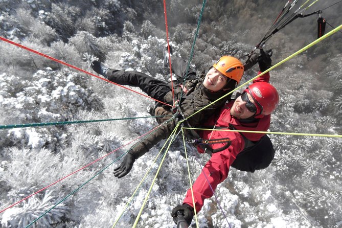 Interlaken Tandem Paragliding High Flight | Switzerland - Meeting in central Interlaken