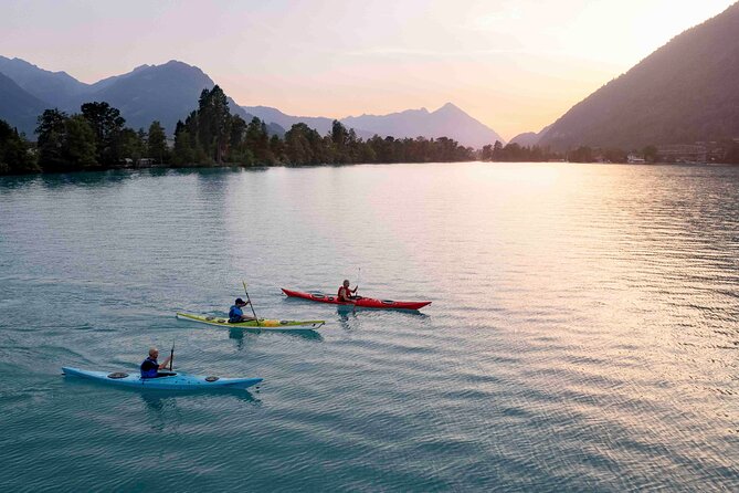 Kayak Tour of the Turquoise Lake Brienz - Swimming, games, and the photo package