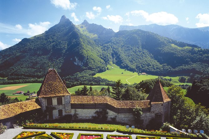 (KTL352) - Gruyeres Day Trip with Chocolate Factory from Lausanne - Gruyères village, where the day slows down