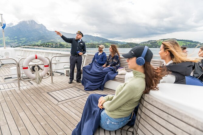 Lake Lucerne Panoramic Sightseeing Cruise - A gentle hour among mountains and city rooftops