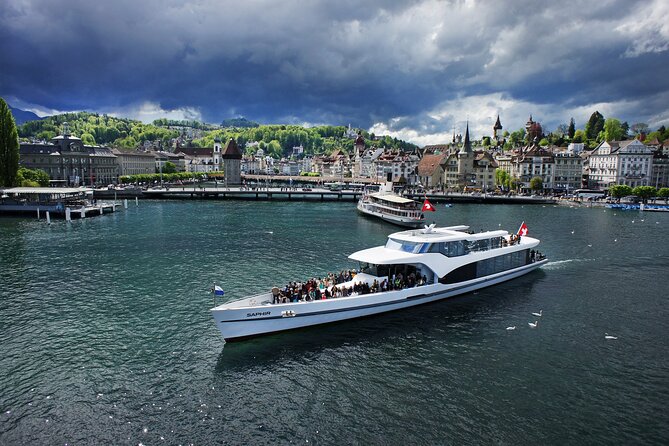 Lake Lucerne Panoramic Sightseeing Cruise - What the onboard bar adds