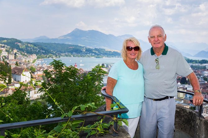 Lucerne Best Guided Walks - The Lion Monument and its quiet power