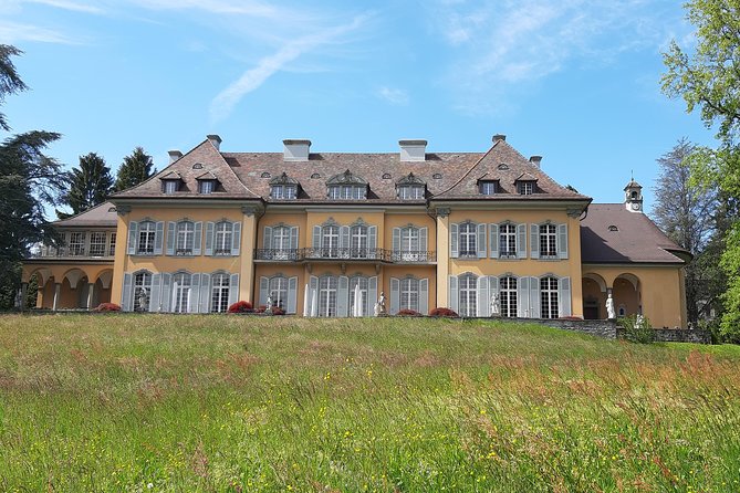 Lucerne Lakeside and Villas Private Walking Tour - Timing, meeting points, and the bus connection