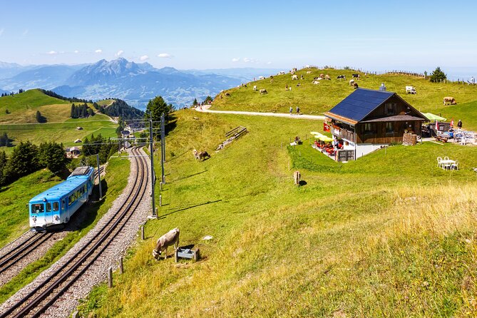 Mount Rigi: A Scenic Day Trip to the Queen of the Mountains - The easy walk from Rigi Staffel to Rigi Kaltbad