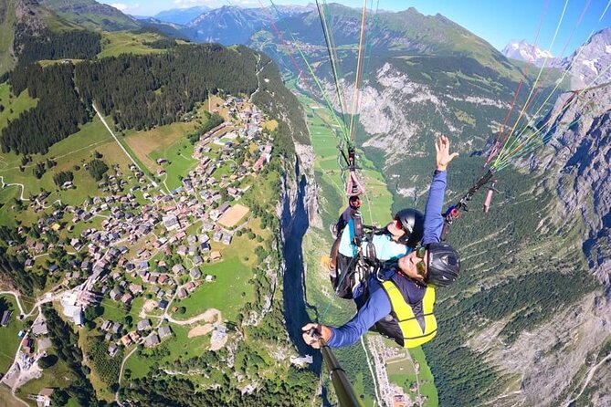 Mürren Lauterbrunnen: Paragliding Panorama Tandem Flights - From Stechelberg to Birg at 2,600 meters
