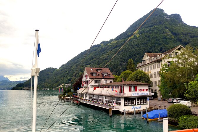 Panoramic E-Bike Tour with a Lake Cruise - The two-hour Lake Lucerne cruise back to town