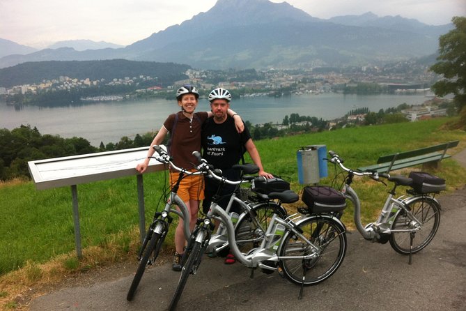 Panoramic E-Bike Tour with a Lake Cruise - Riding toward Brunnen and the Swiss Army Knife center