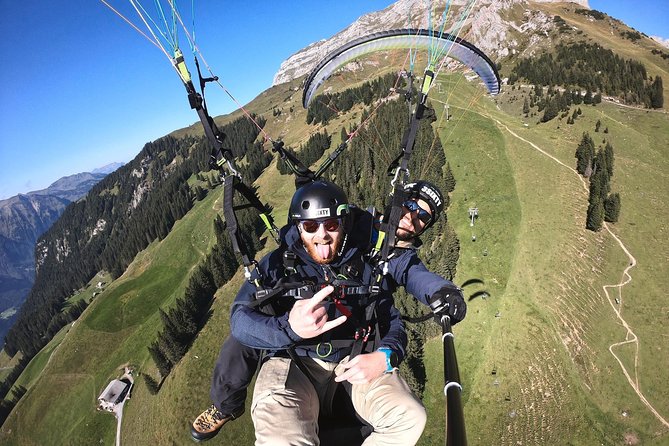 Paragliding Tandemflight Lucerne - Engelberg - The pilots make a real difference
