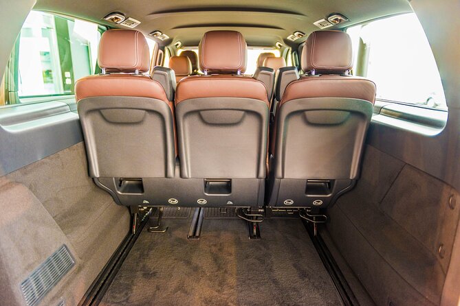 Private Arrival Transfer: from Basel Airport to Zurich City - Why the arrival-hall meeting matters