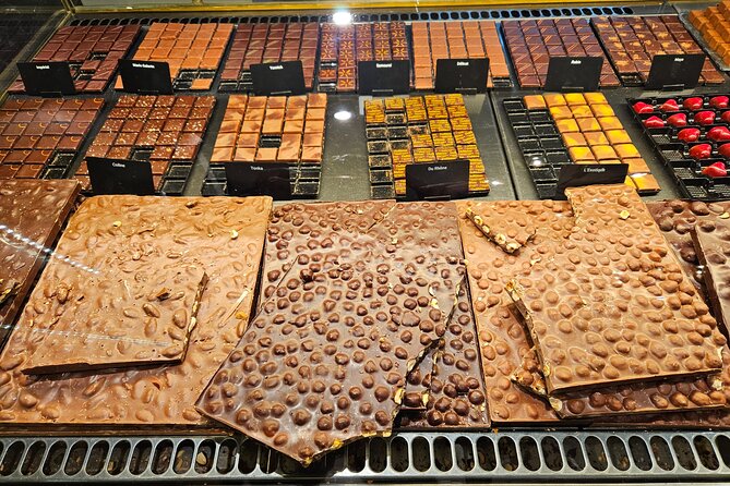 Private Chocolate Tour in Geneva by Tuk Tuk - Carouge finishes with newer chocolate ideas