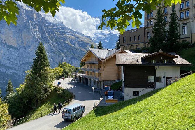 Private Full-Day Tour to Grindelwald Lauterbrunnen Interlaken Mürren from Basel - Grindelwald and the local bakery stop