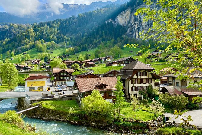 Private Full-Day Tour to Grindelwald Lauterbrunnen Interlaken Mürren from Basel - Iseltwald and the lakeside alternative