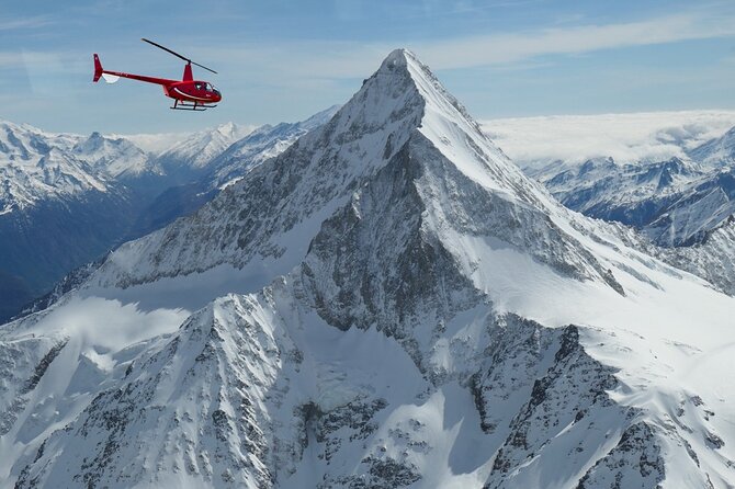 Private Swiss Alps helicopter tour over snow covered mountain peaks and glaciers - What the 42-minute Alpine flight feels like