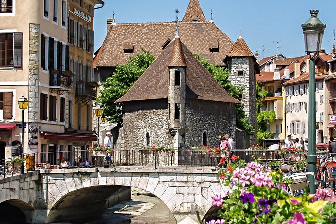 Private Tour to Annecy, from Geneva - Lake Annecy and the extra time you control