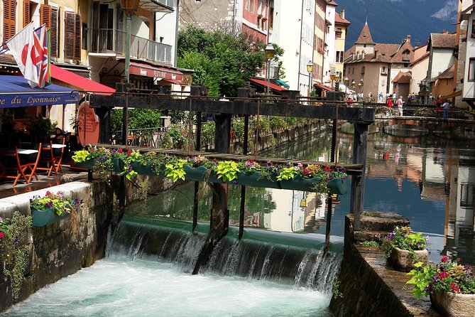 Private Tour to Annecy, from Geneva - Shopping in Annecy’s old town
