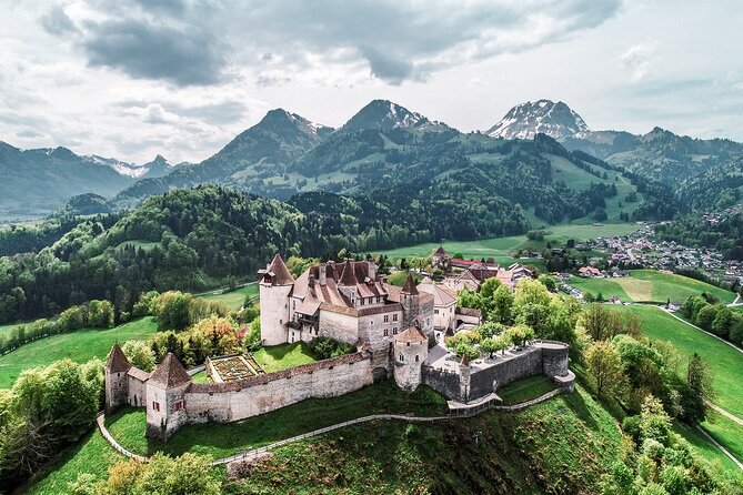 Private Tour to Gruyères, Chocolate & Cheese Factory from Geneva - Private guiding and the human side of the day