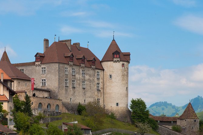 Private Tour to Gruyères, Chocolate & Cheese Factory from Geneva - Maison Cailler and the Swiss chocolate stop