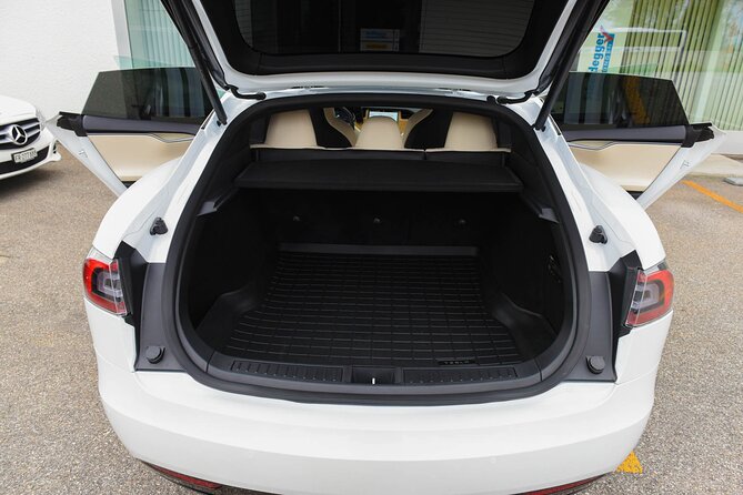 Private transfer from Interlaken to Zurich Airport - What the two-hour drive includes